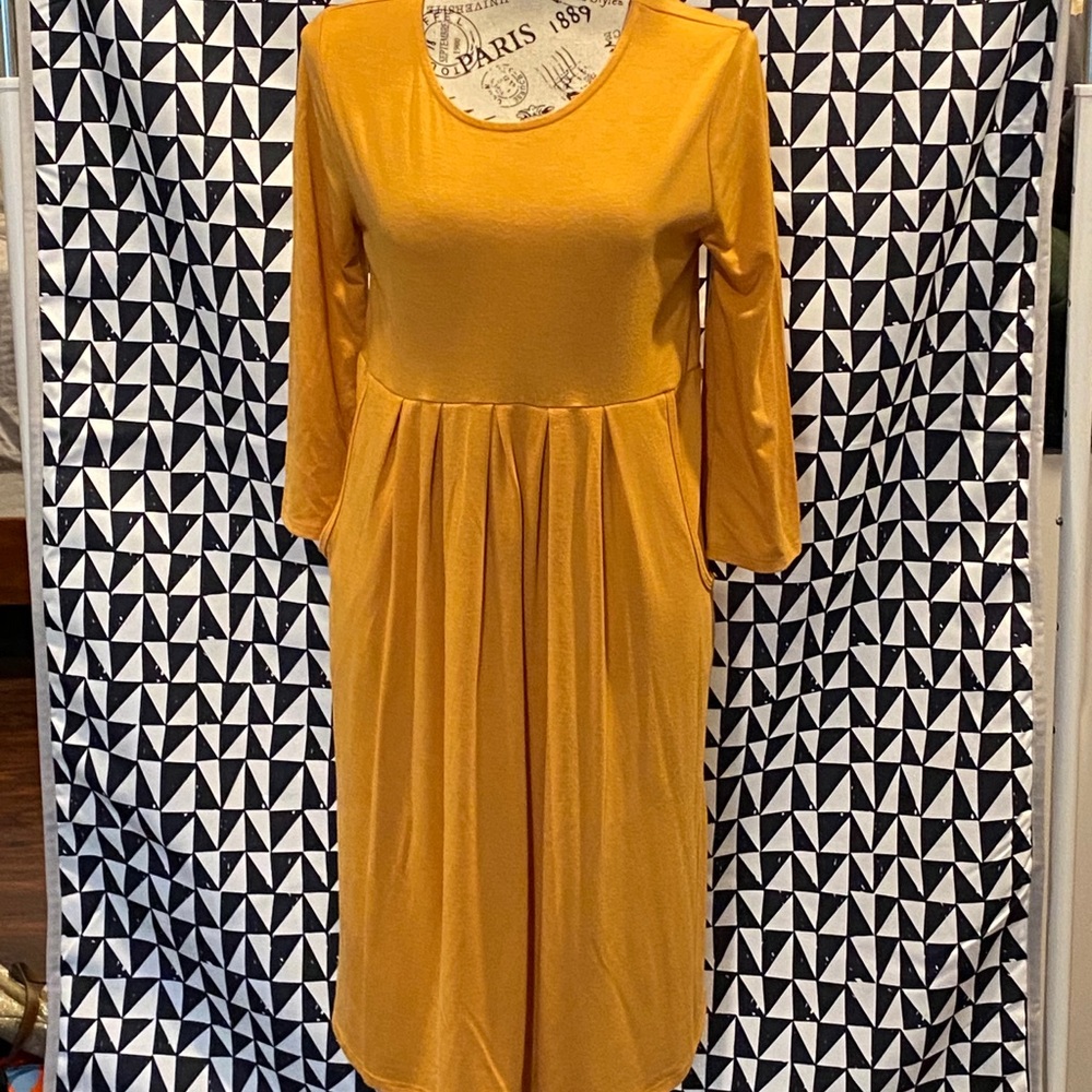 New mustard yellow dress with pockets
